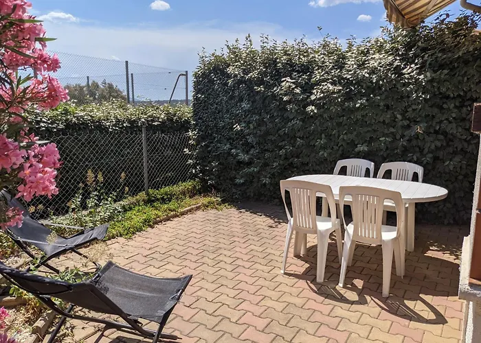 Villa Charmante Maison T2 Mezzanine Avec Jardin Et Parking, A 500m De La - 6 Pers. - Fr-1-797-46
